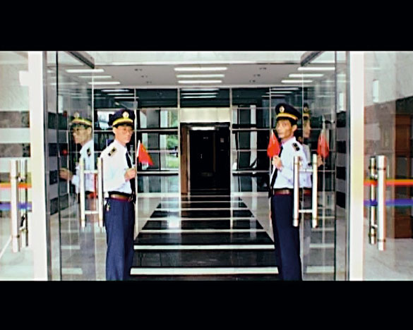 The Red Flag Flies – A Movie without Story