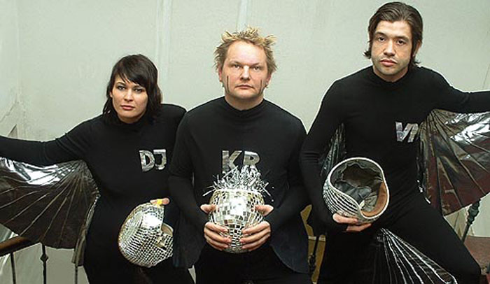 KNARF RELLÖM with the ShiShaShellöm