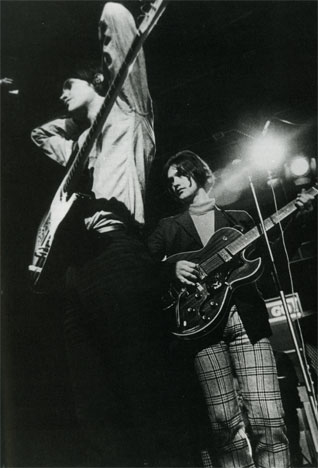 Die Brüder Ray und Dave Davies